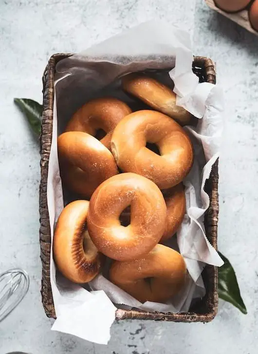 a basket full of bagels